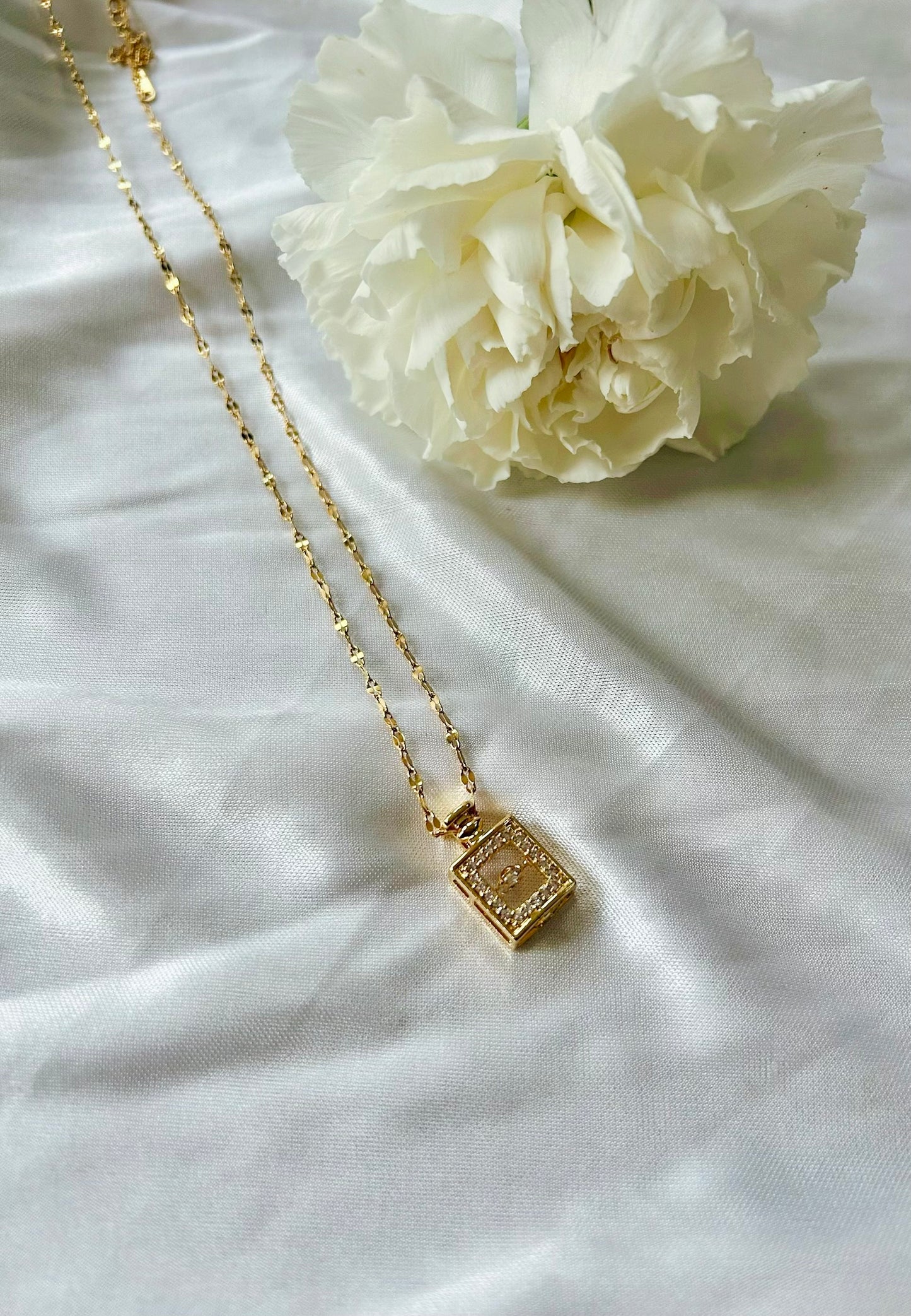 Perfume Pendant Necklace
